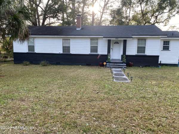 8960 2ND AVE, Jacksonville, FL 32208