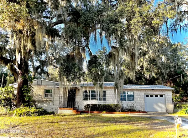 2206 GILLIS ST, Palatka, FL 32177