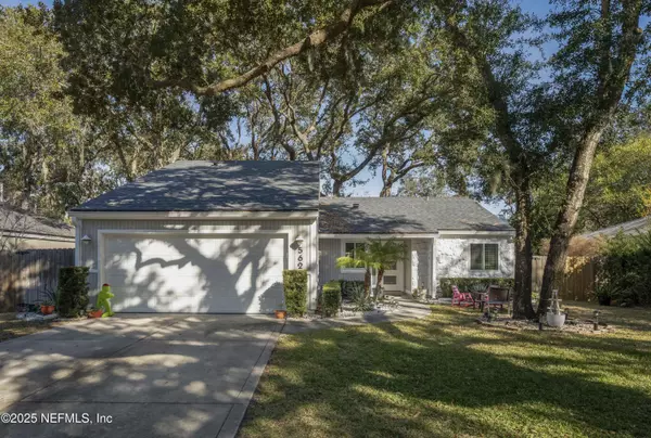 562 ROBLES LN, Ponte Vedra Beach, FL 32082