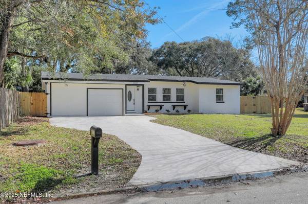 5517 GRAYWOOD RD, Jacksonville, FL 32207