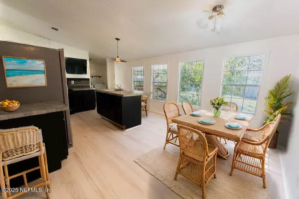 St Augustine, FL 32084,394 HILL ST