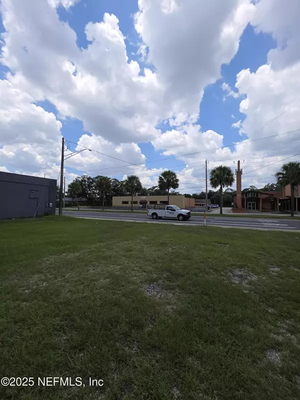 Jacksonville, FL 32206,4923 MAIN ST N
