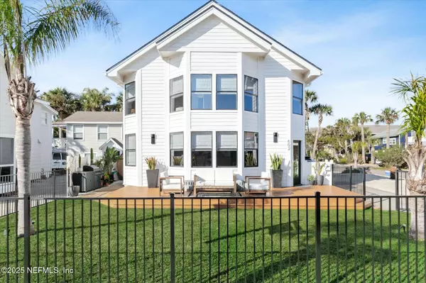 Neptune Beach, FL 32266,602 1ST ST