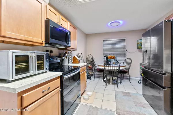 Jacksonville, FL 32244,8457 SUGARTREE DR