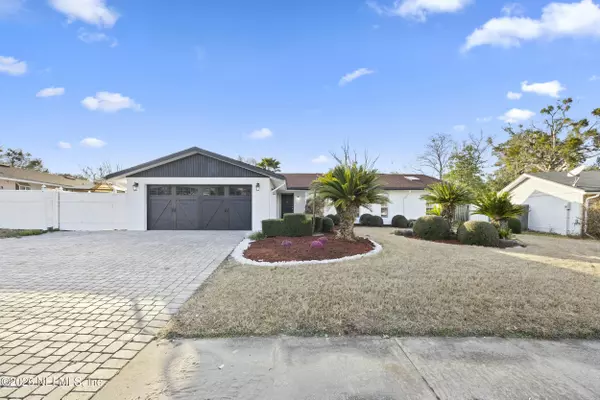 1540 LAVILLA DR N, Jacksonville, FL 32221