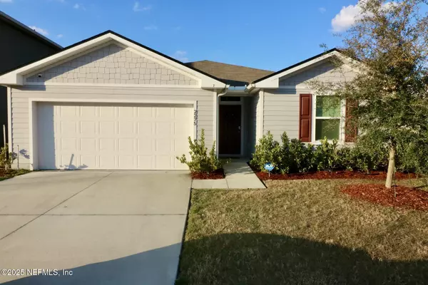 2275 WILLOW SPRINGS DR, Green Cove Springs, FL 32043