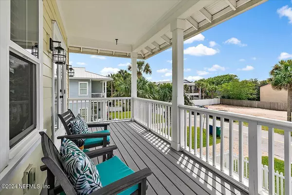 Neptune Beach, FL 32266,312 CEDAR ST