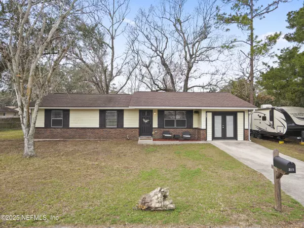 305 N HIGHLAND AVE, Green Cove Springs, FL 32043