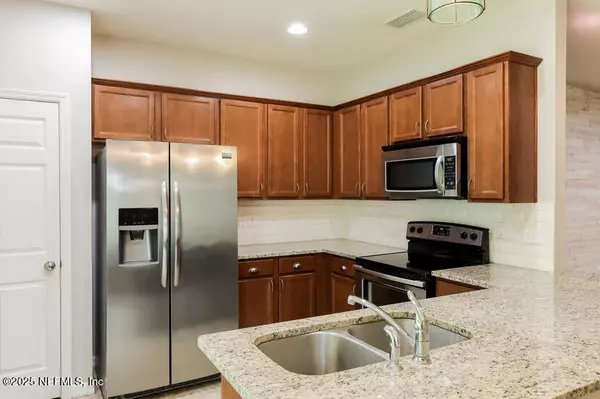 Jacksonville, FL 32258,6995 COLDWATER DR