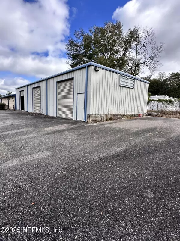 Keystone Heights, FL 32656,260 COMMERCIAL CIR #2