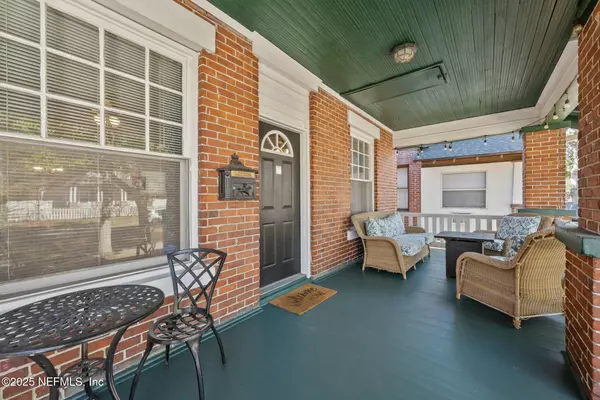 Jacksonville, FL 32204,2346 COLLEGE ST