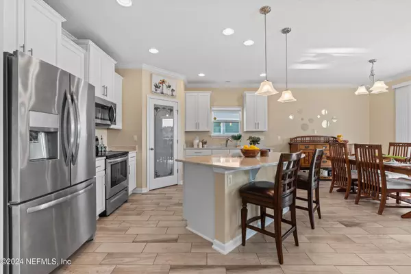 Jacksonville, FL 32222,8154 CAPE FOX DR