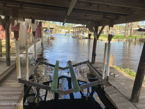 Astor, FL 32102,24930 RALPH CIR CIR