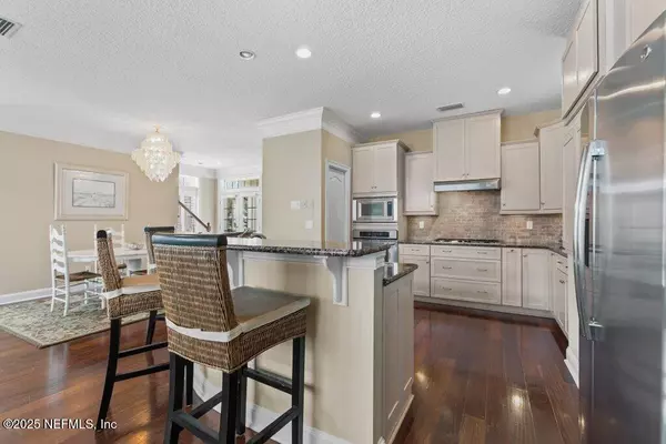 Jacksonville Beach, FL 32250,2043 2ND ST S #B