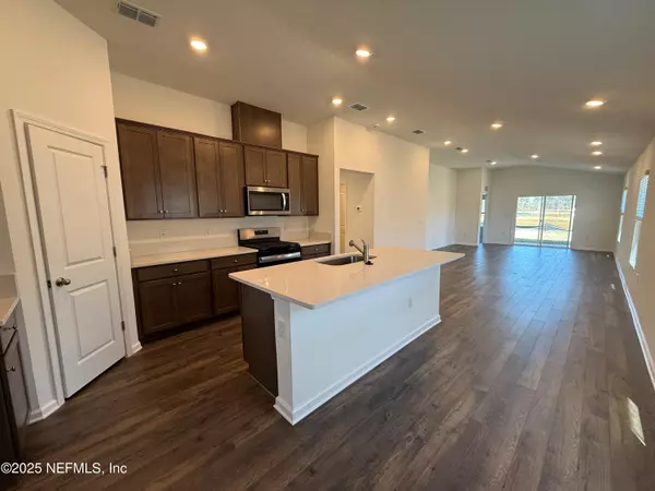 Jacksonville, FL 32218,1629 BYERS CT