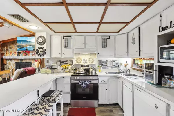 Palatka, FL 32177,2127 DIANA DR