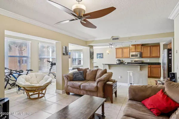Jacksonville Beach, FL 32250,200 LAGUNA VILLAS BLVD #C21