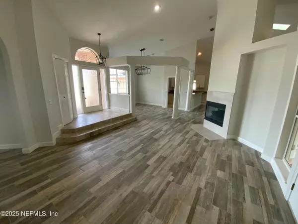 Jacksonville, FL 32225,13465 TROON TRACE LN