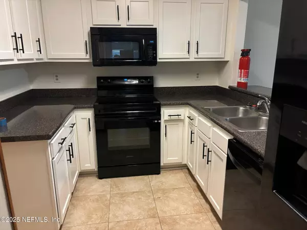 Jacksonville, FL 32225,11298 DERRINGER CIR N