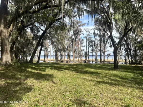 Earleton, FL 32631,9817 COUNTY RD 1469