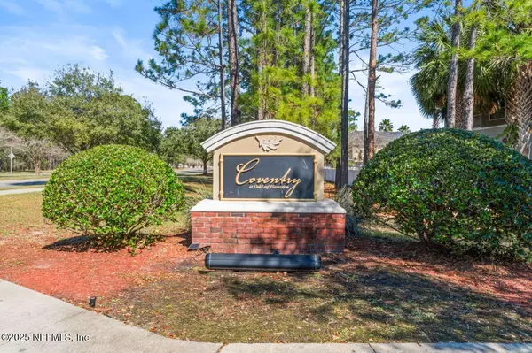 625 OAKLEAF PLANTATION Pkwy #1017, Orange Park, FL 32065