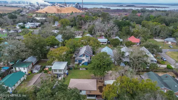 Fernandina Beach, FL 32034,517 S 7TH ST