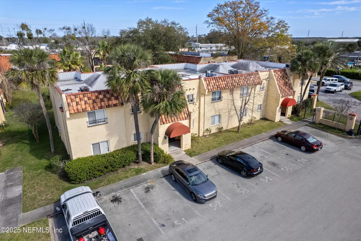 Jacksonville, FL 32217,6655 BELL TOWER CT #5
