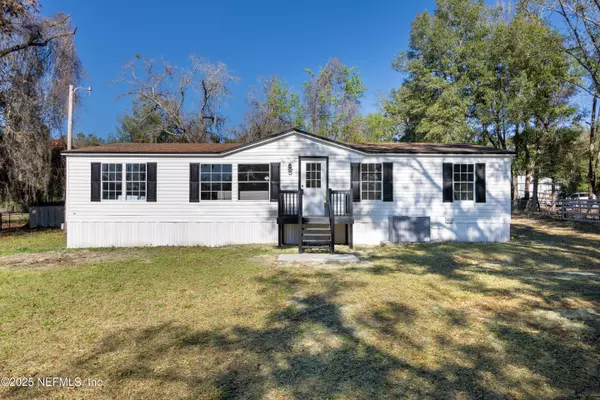 472 LOGAN AVE, Orange Park, FL 32065