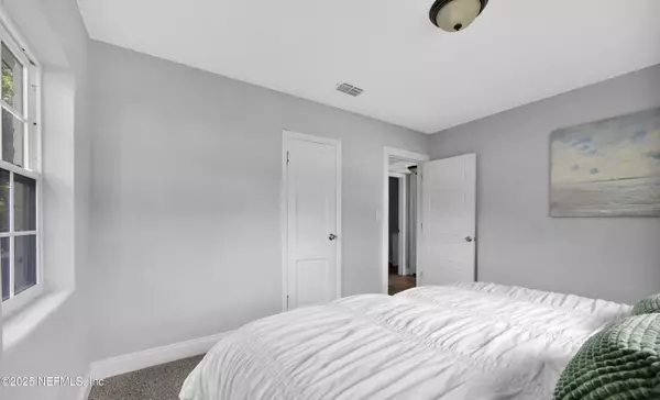 Jacksonville, FL 32207,3653 FREEMAN RD