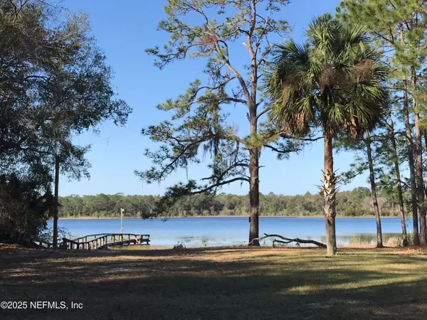 Pomona Park, FL 32181,205 ECHO COVE WAY