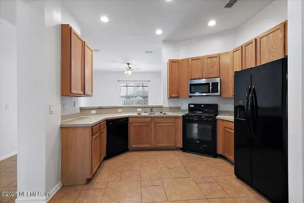 Jacksonville, FL 32258,6425 GINNIE SPRINGS RD