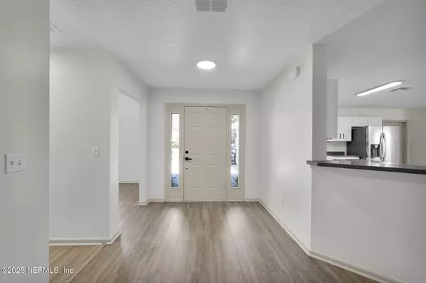 Fernandina Beach, FL 32034,774 BARRINGTON DR