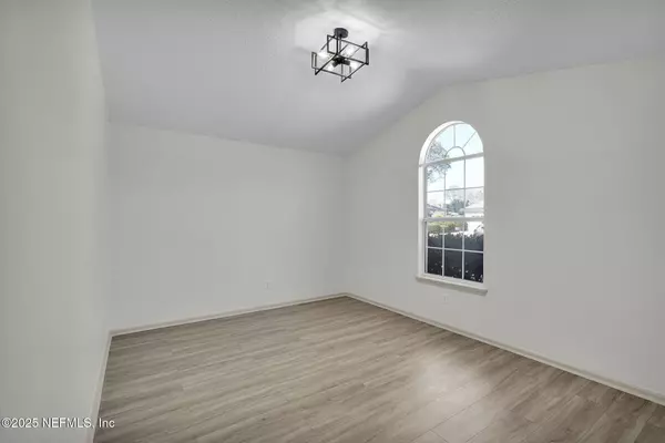 Fernandina Beach, FL 32034,774 BARRINGTON DR