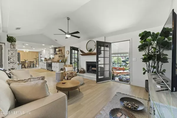 Jacksonville, FL 32225,13668 PICARSA DR