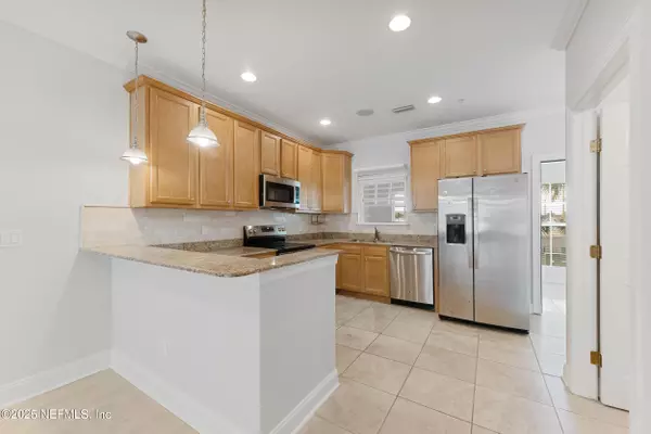 Jacksonville Beach, FL 32250,1330 2ND ST S #E