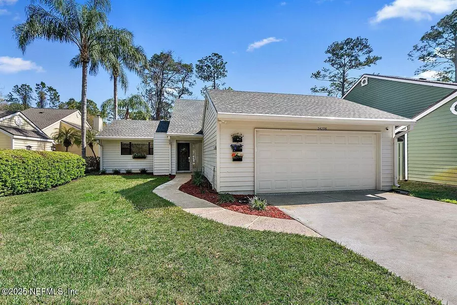 24298 MARSH LANDING Pkwy, Ponte Vedra Beach, FL 32082