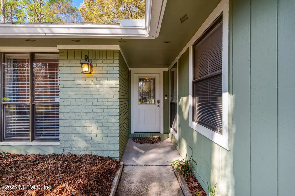 Jacksonville, FL 32223,3241 LAUREL GROVE N