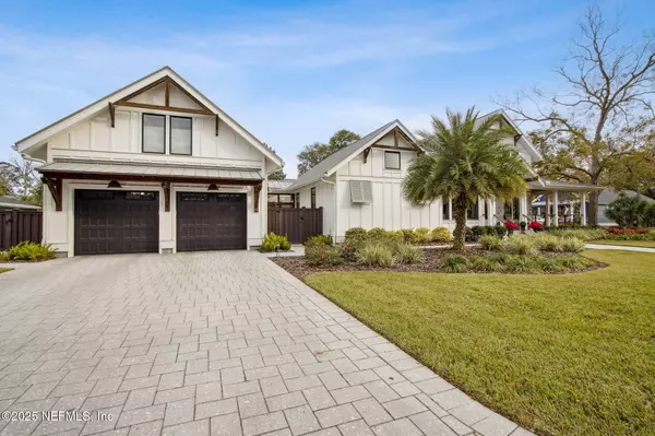 Fernandina Beach, FL 32034,230 S 3RD ST