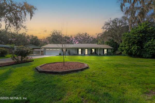 308 SE 2ND AVE, Melrose, FL 32666