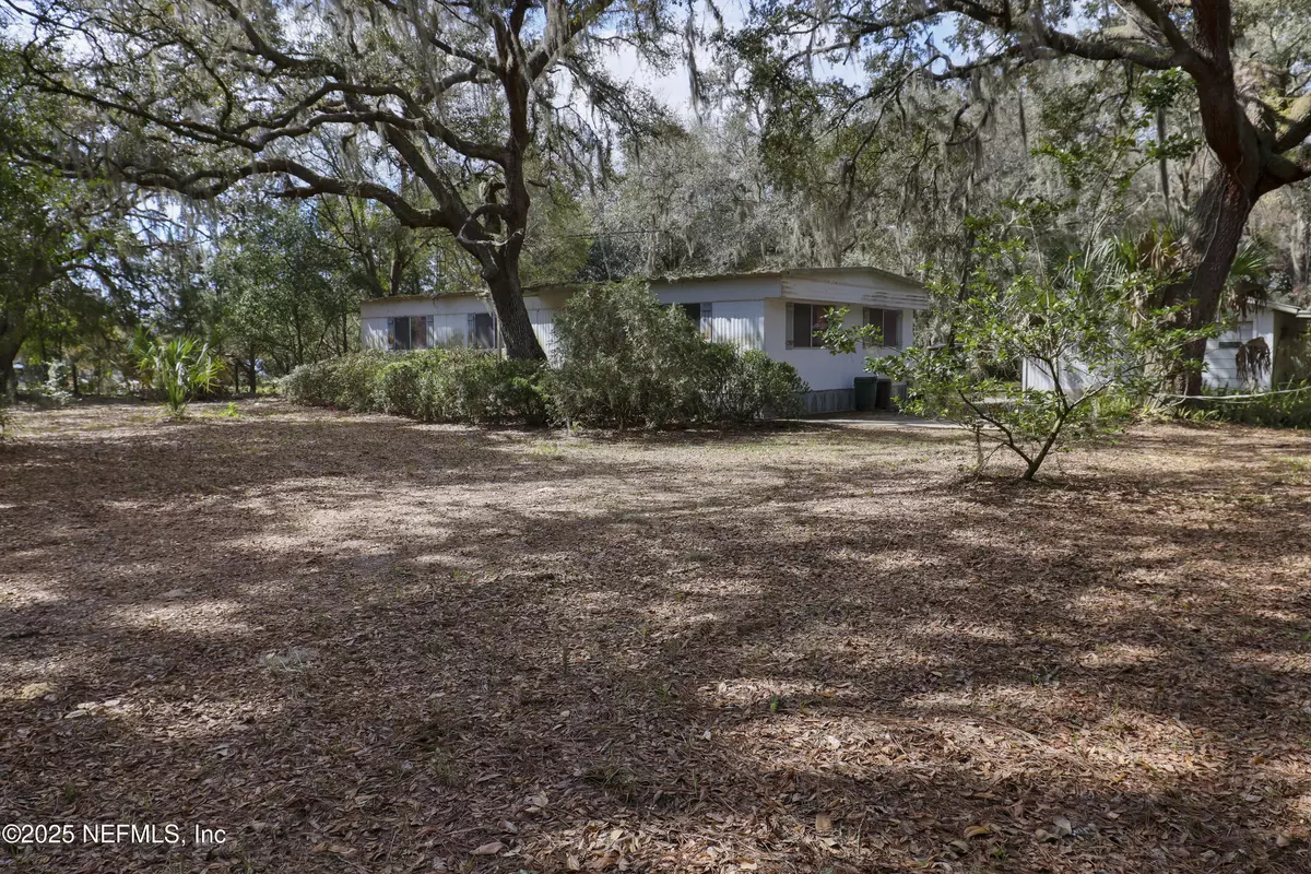 Pomona Park, FL 32181,113 OAK HAVEN RD