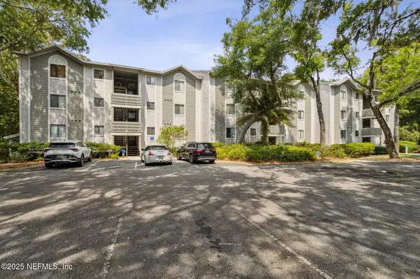 2328 SADLER RD #UNIT 2F, Fernandina Beach, FL 32034