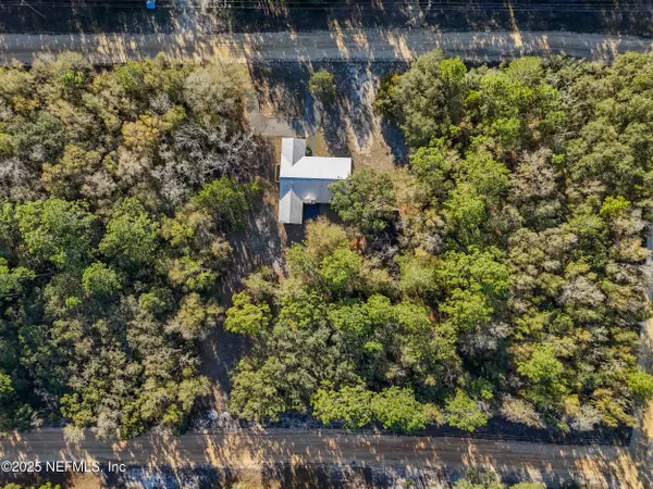 Interlachen, FL 32148,620 USINA AVE