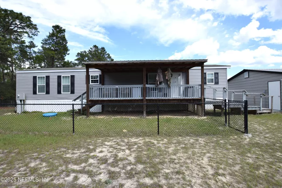 305 BEECHER SPRINGS RD, Crescent City, FL 32112