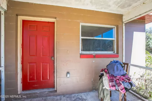 Welaka, FL 32193,616 PALMETTO ST