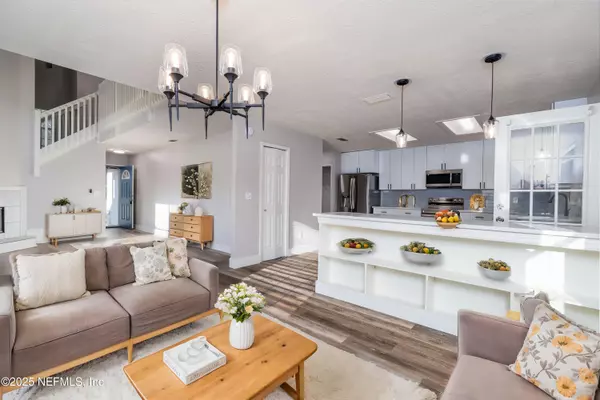 St. Augustine, FL 32080,498 ACACIA ST