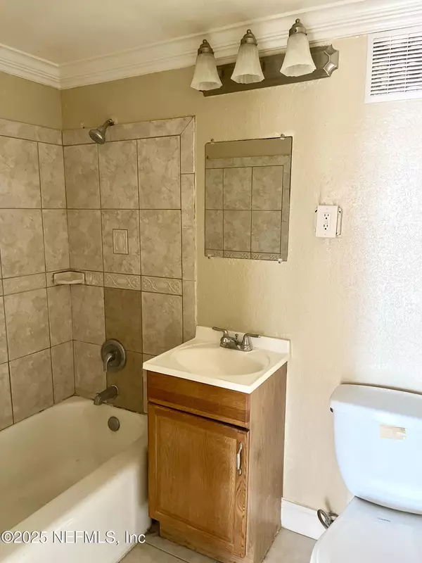 Jacksonville, FL 32202,311 W ASHLEY ST #1208