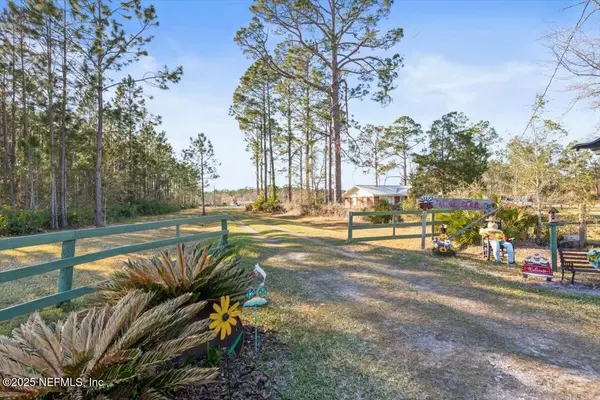 Sanderson, FL 32087,18436 NOAH RAULERSON RD