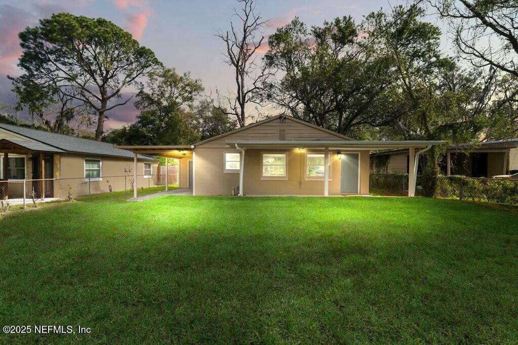 9057 8TH AVE, Jacksonville, FL 32208