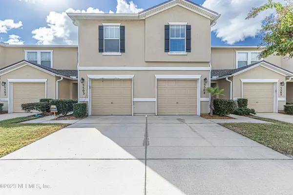 Fleming Island, FL 32003,1500 CALMING WATER DR #5504