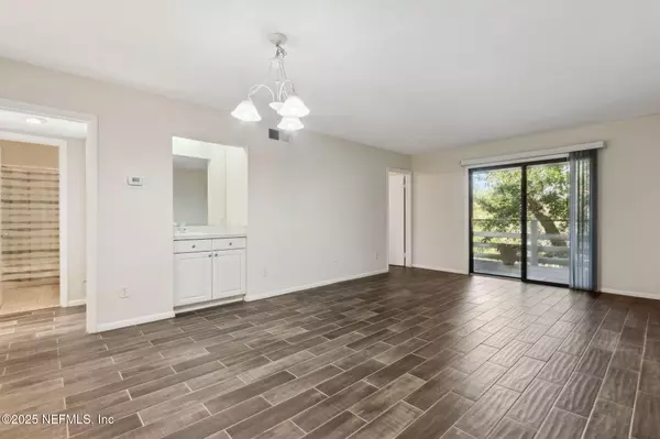 Fernandina Beach, FL 32034,2328 SADLER RD #6E